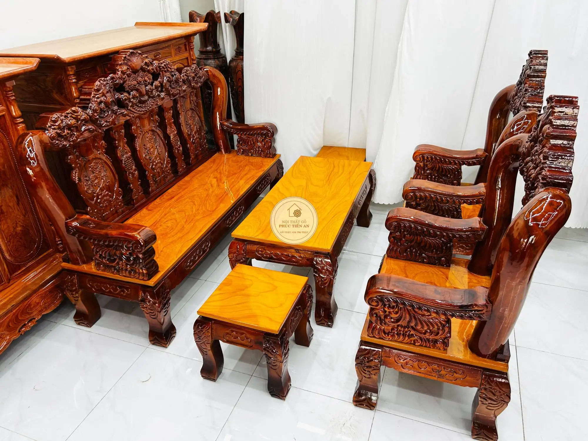 Salon phòng khách- Tràm tó hoa hồng tay to