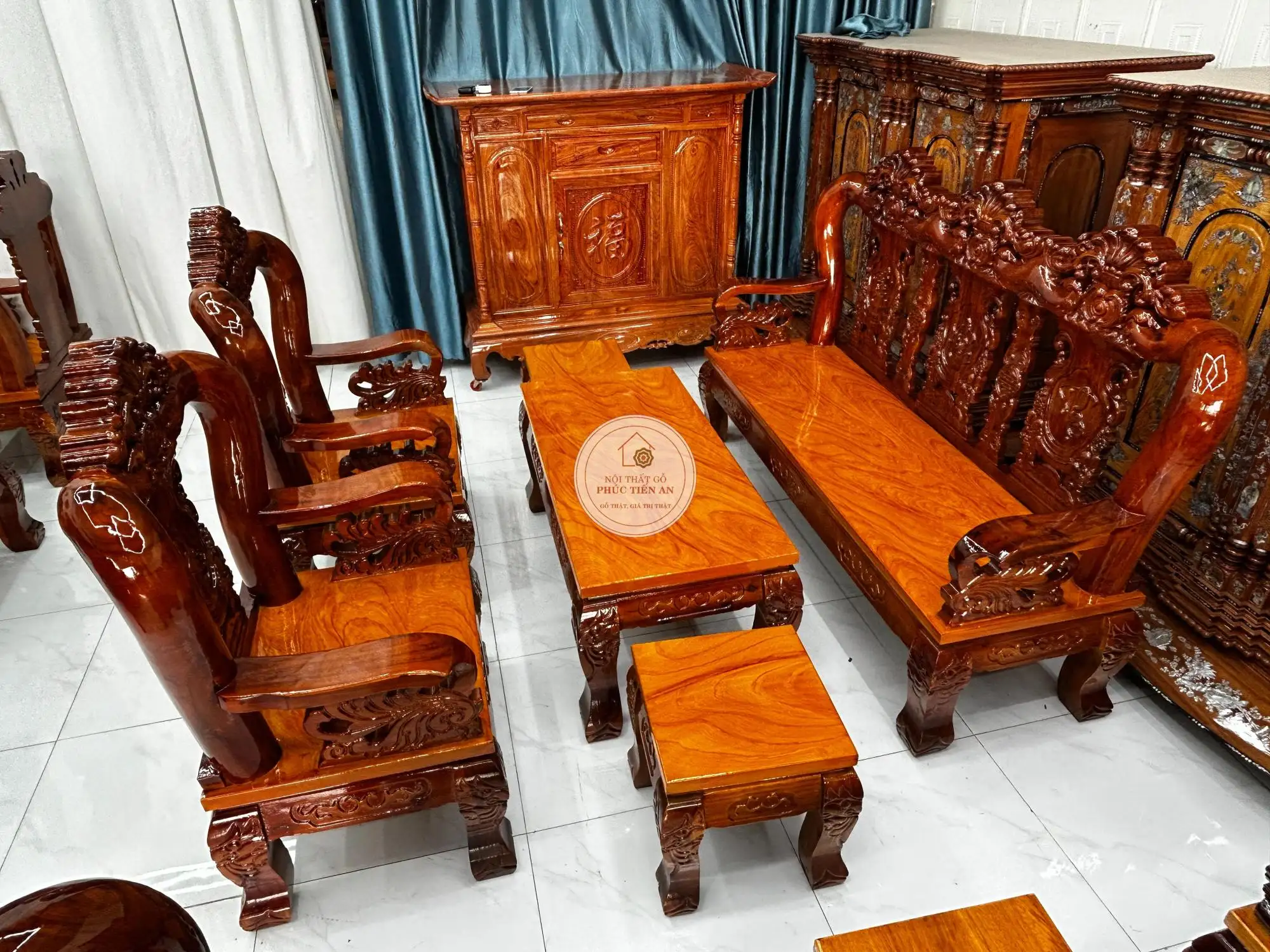 Salon phòng khách - Tràm tó hoa lá tây